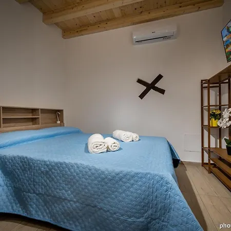 Borgo La Chiusa קאסטלמארה דל גולפו